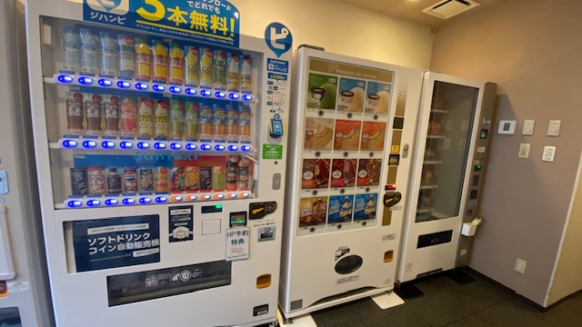 自動販売機（ソフトドリンク・アイスクリーム・お菓子）