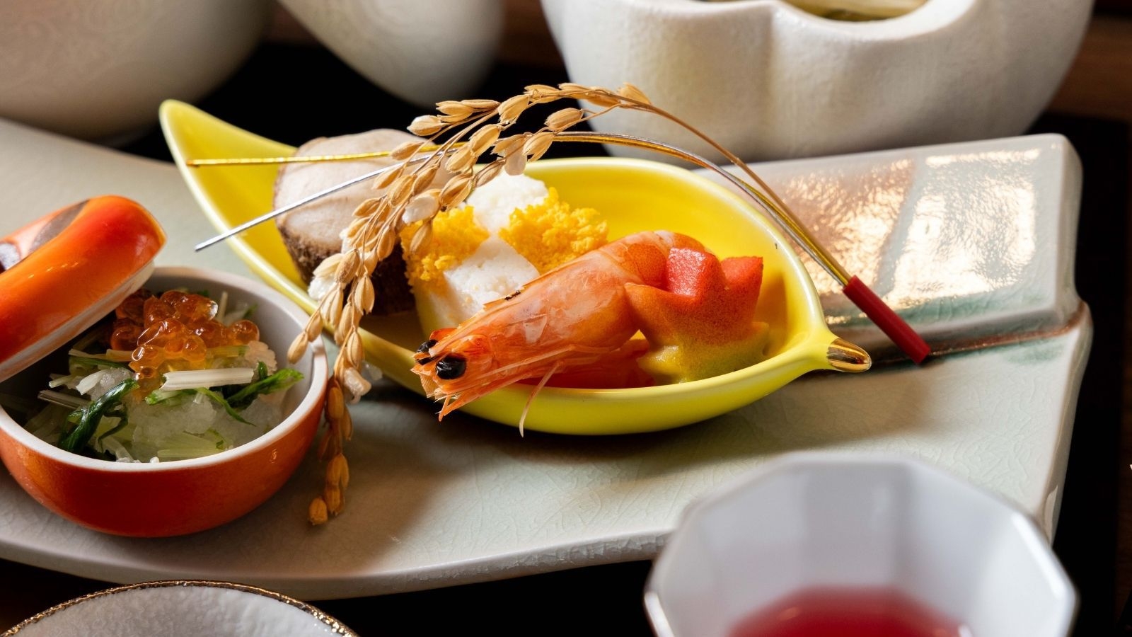 【美味少量会席】山陰産の厳選食材・旬の食材を少しずつ「特選月替わり会席」／個室食事処