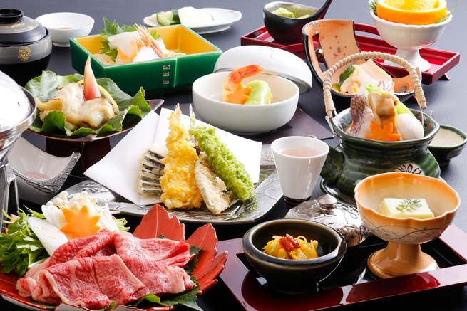 【10％OFF】【楽天スーパーSALE】三朝温泉と山陰の山海の幸を味わう「季節の会席」／個室食事処