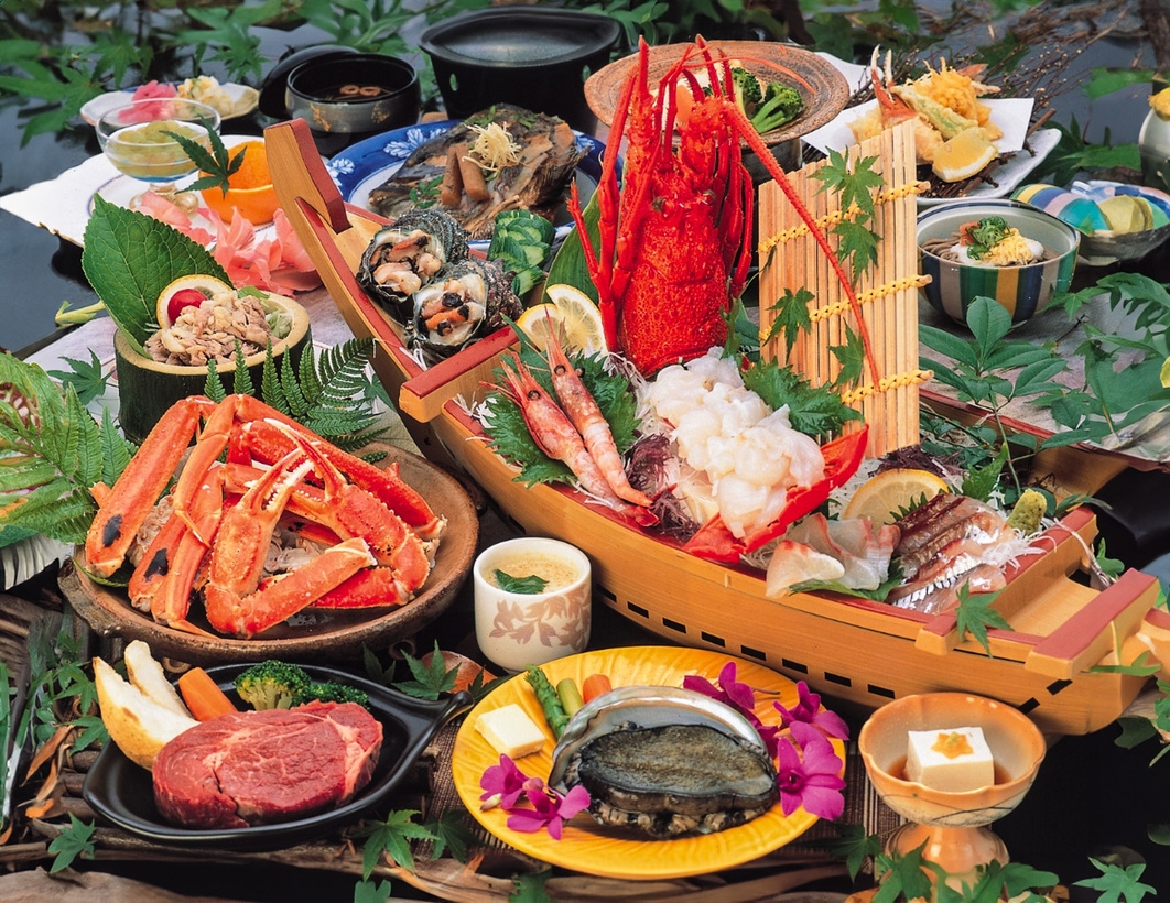 【10％OFF】【楽天スーパーSALE】「伊勢海老＆活け鮑＆焼蟹＆鳥取牛ステーキの会席」／個室食事処