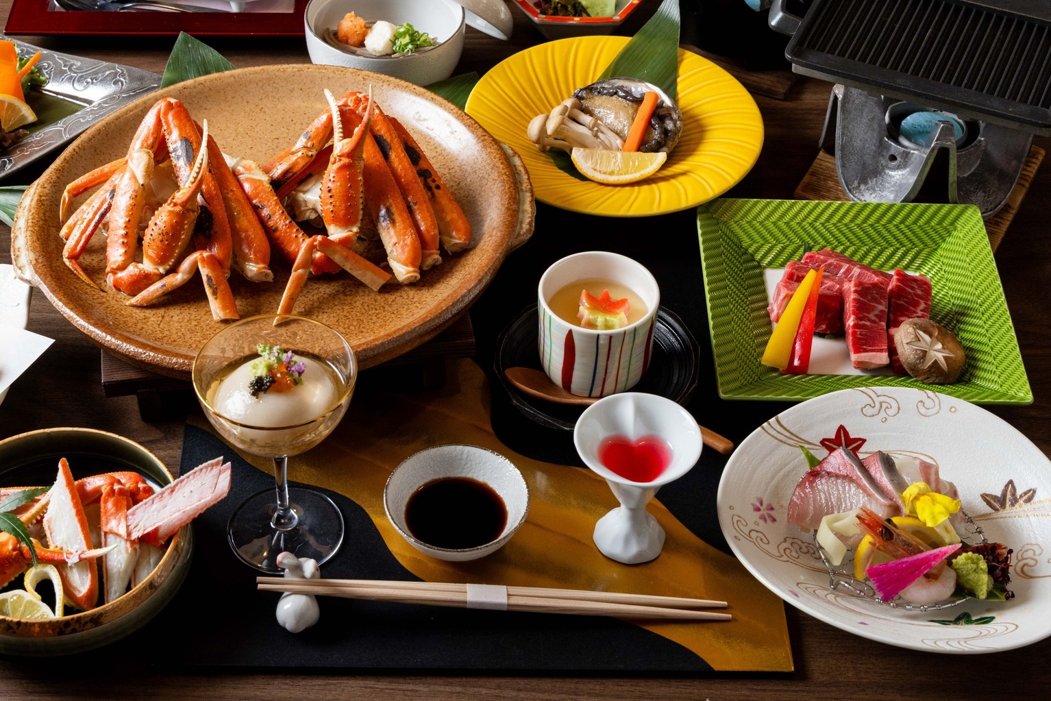 【10％OFF】【楽天スーパーSALE】「活け鮑＆焼蟹＆鳥取牛フィレステーキの会席」／個室食事処