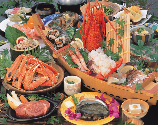 【楽天限定/お盆宿泊】貸切露天付◆「伊勢海老＆活鮑＆焼蟹＆鳥取牛フィレステーキ会席」／個室食事処