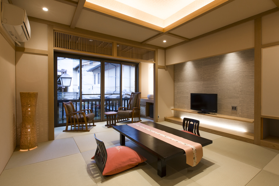 【2026年GW宿泊】三朝温泉と山陰の豊富な山海の幸を存分に味わう「季節の会席」／個室食事処