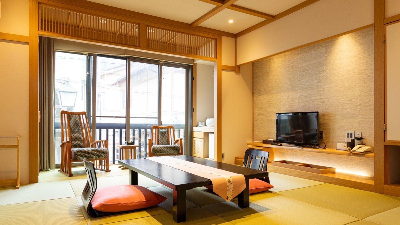 三朝温泉 木造りの宿 橋津屋 - 写真 10
