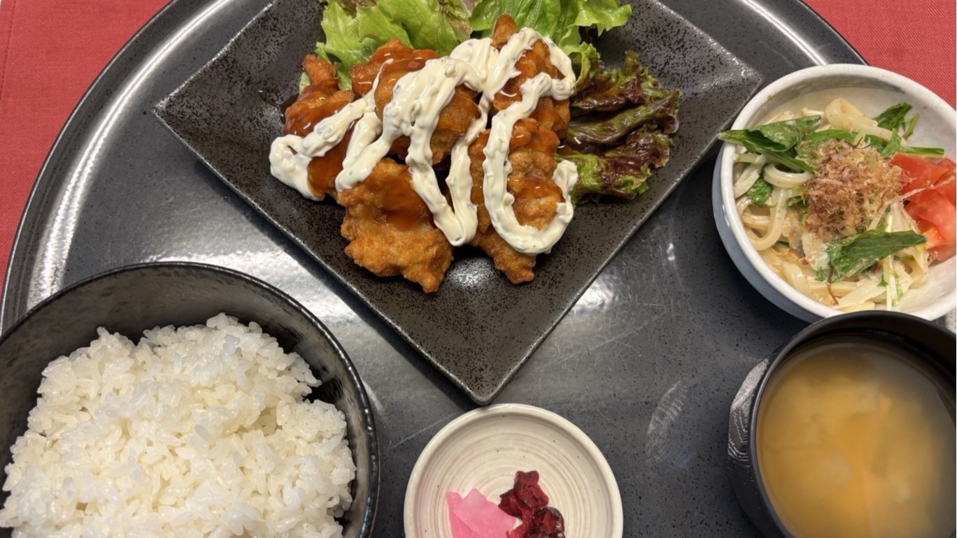 夕食レストラン　日替わり定食　チキン南蛮