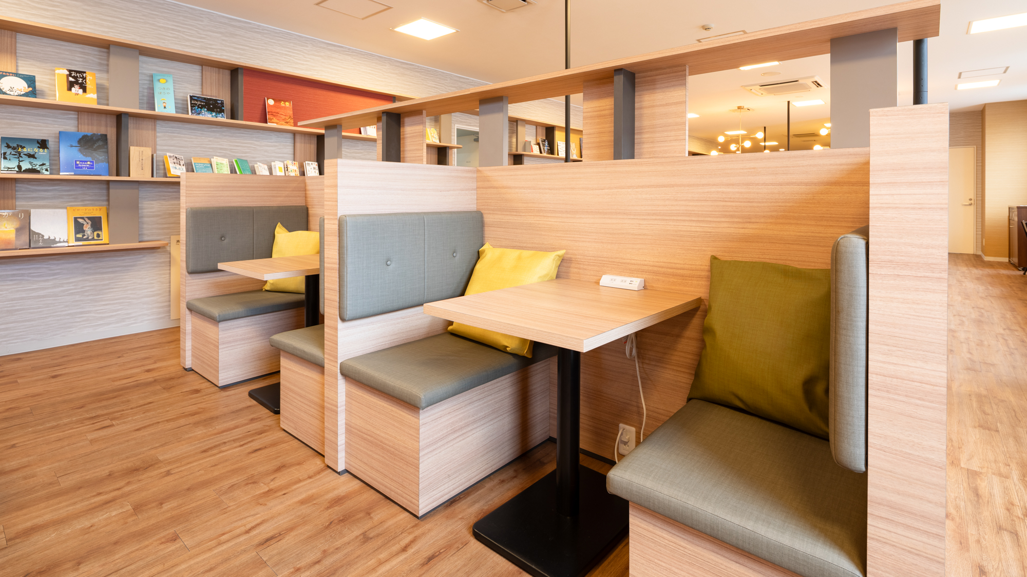 【ライブラリーカフェ】BOX席