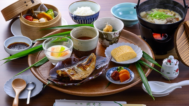 【朝食】郷土の味・だんご汁付き和定食