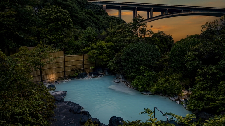 おおいた郷土料理だんご汁・地獄蒸し・りゅうきゅうと”ミルキーブルーの露天風呂”を楽しむ朝食プラン
