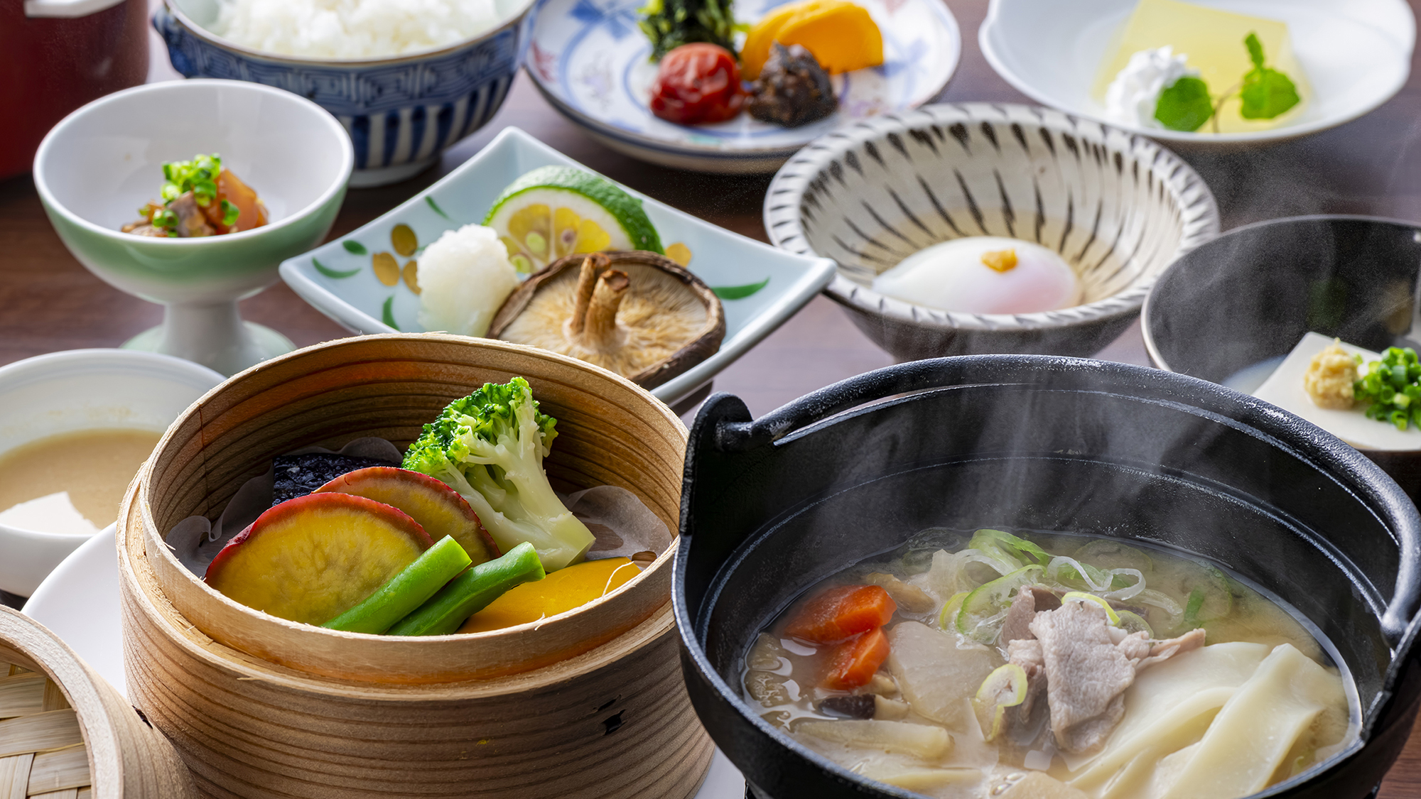 朝食イメージ※季節などによりお料理内容が変わります。