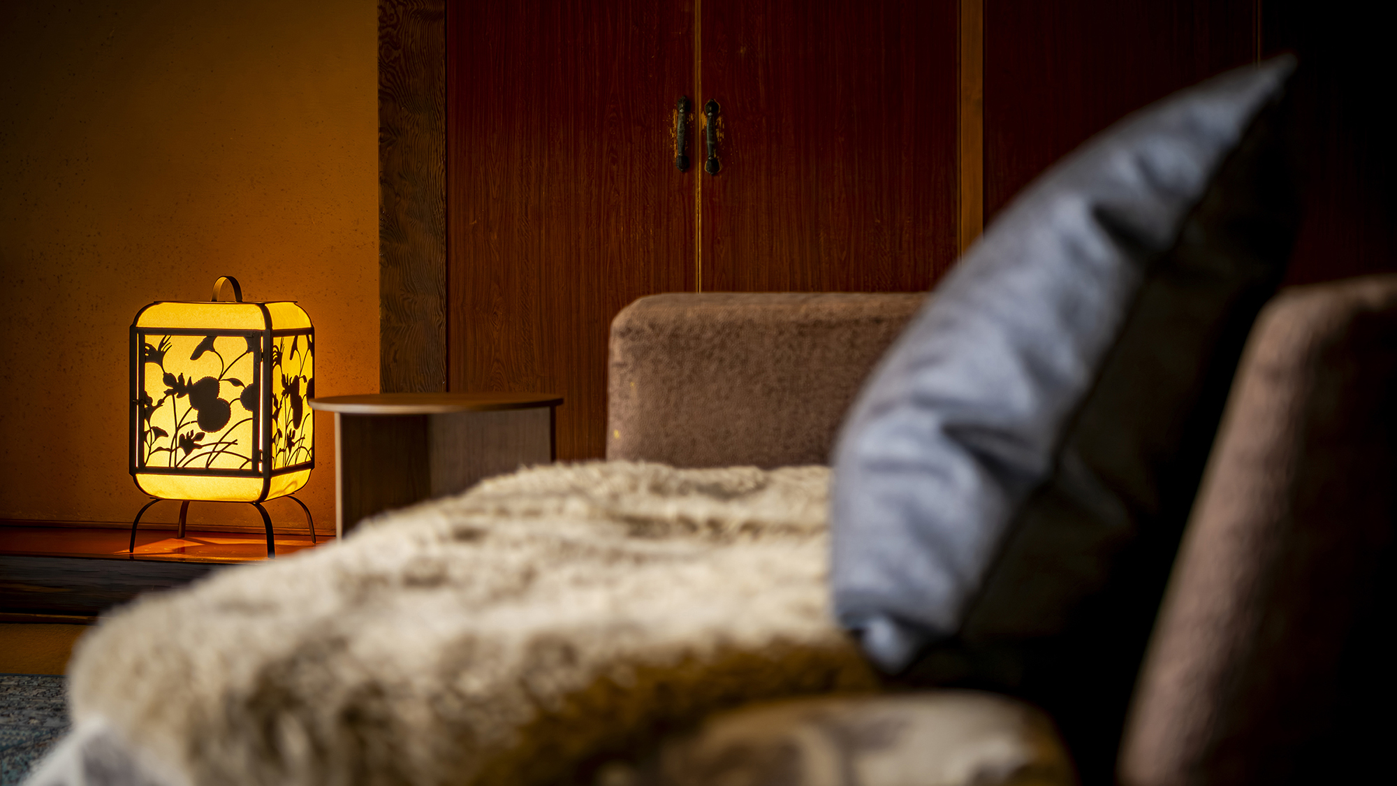 【和室16畳(8畳+8畳の二間続き)+ツインベッドルーム】