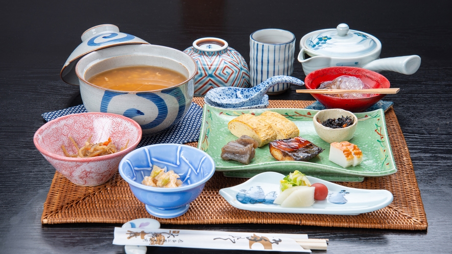 *【茶粥朝食（一例）】奈良名物の茶粥で朝から奈良の食文化体験を♪
