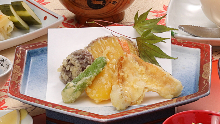 ≪当館1番人気≫白石家スタンダード基本コース【秋の花心会席】奥出雲豚と大山鶏豆乳鍋×黒毛和牛ステーキ