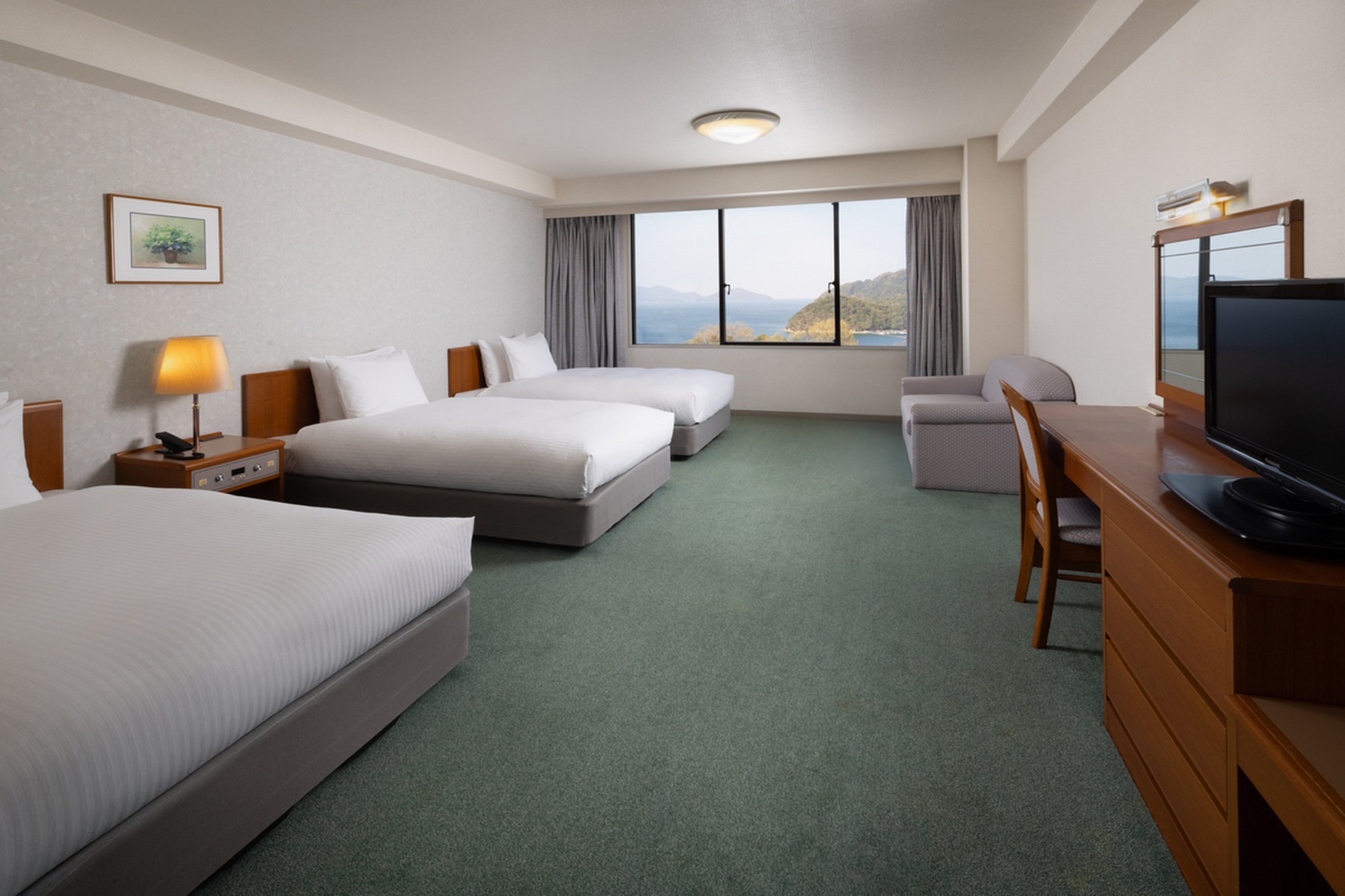 クラシックトリプル【ラウンジアクセス付】