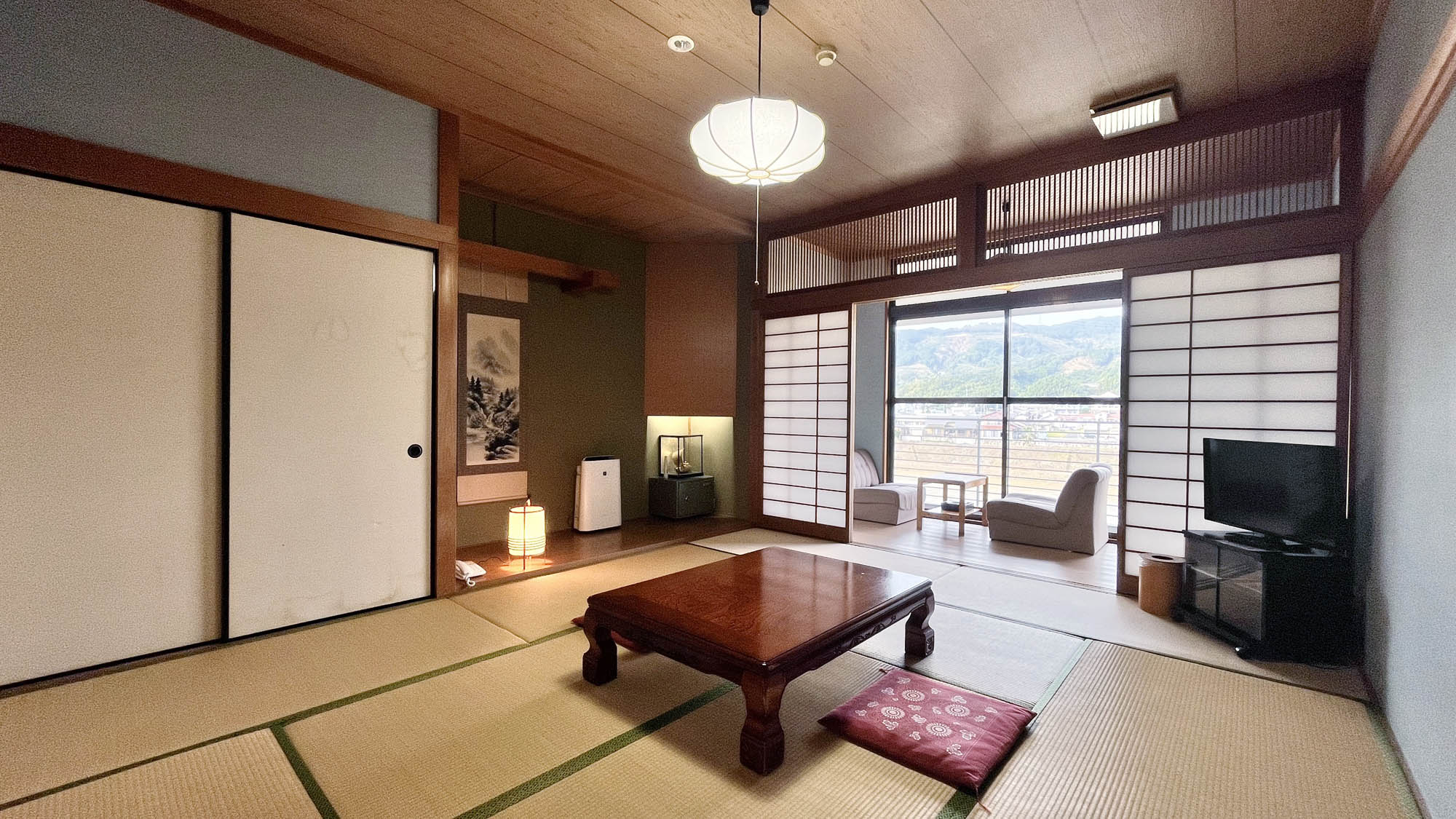 リバーサイド和室10畳【トイレ・洗面付】