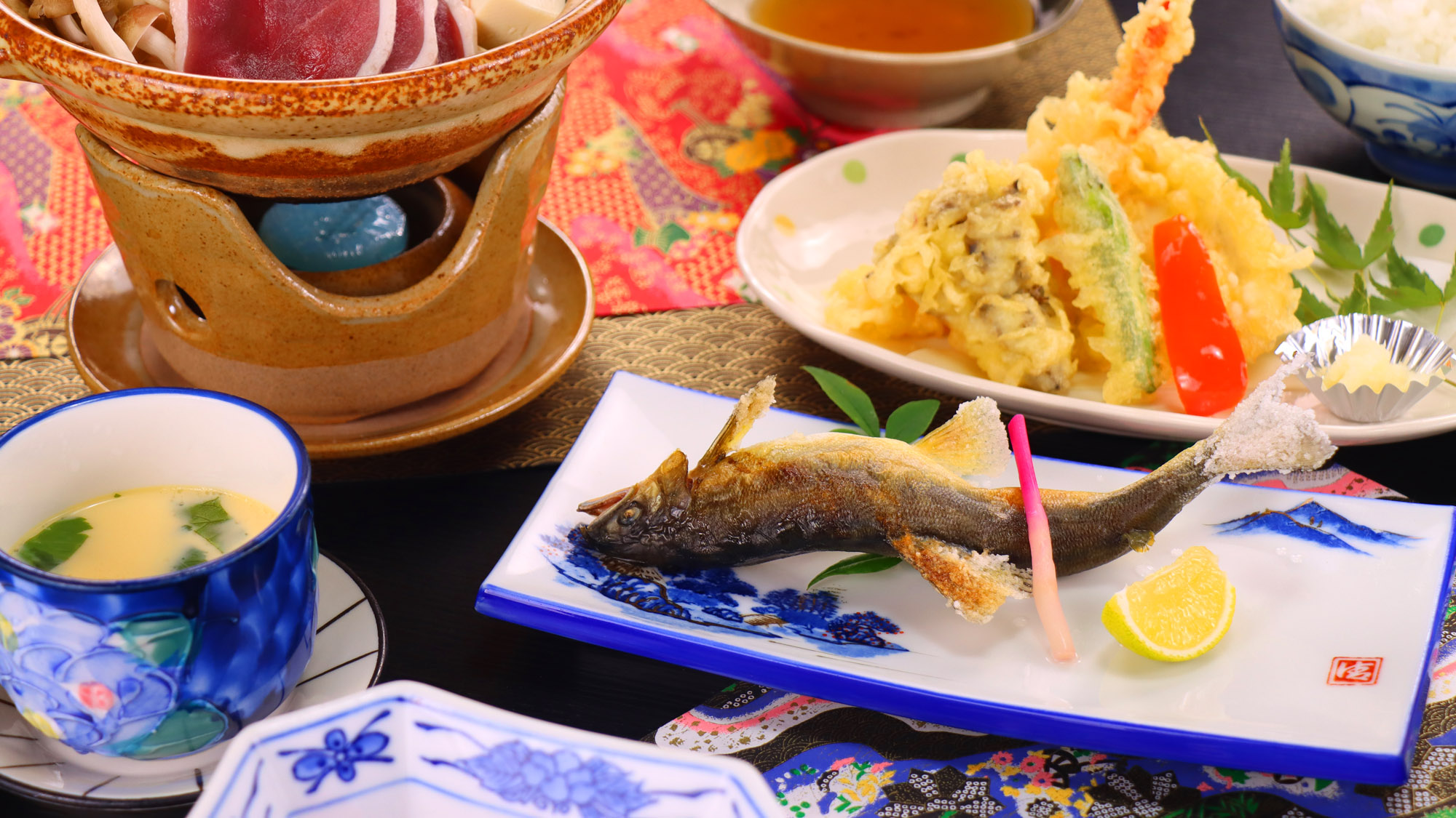 【夕食一例】季節の川魚、天ぷら盛り合わせ