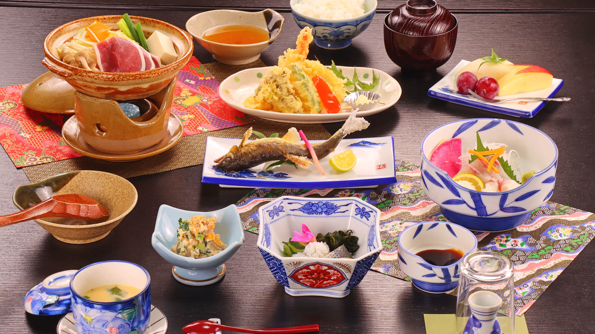 【夕食一例】四季を感じる季節のお食事をご用意いたします。