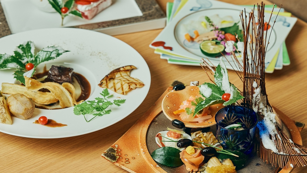 ＜ディナー時間20:00（2時間制）＞日本料理「縁」聖夜の会席ディナー【夕・朝食付】