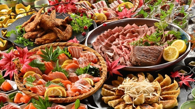 【2025年9/1〜11/30】秋・紅葉スポットを探しに行こう！茶臼山高原　秋色ビュッフェ