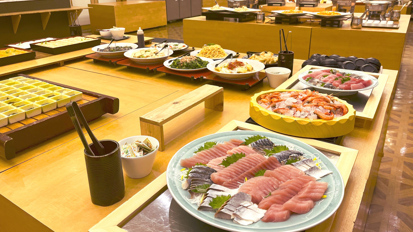 伊東で夏を満喫！〜今年の夏はオレンジビーチで海水浴〜１泊２食付きバイキングプラン