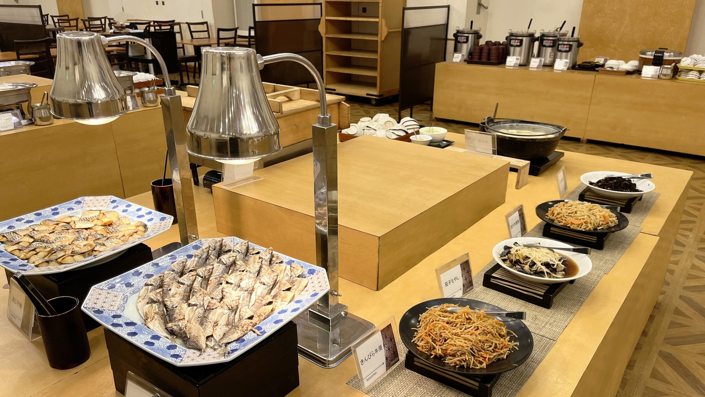 【夏休み限定】幼児用プール付き！屋外プールで遊ぶファミリー向けバイキングプラン