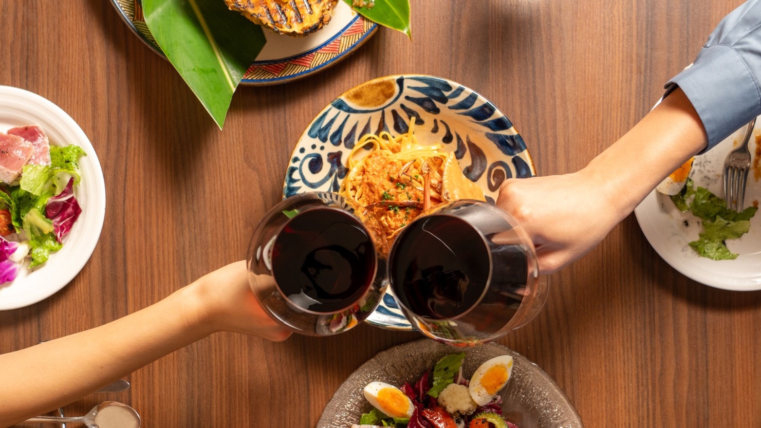 【3連泊以上】ホテル滞在を自由にカスタム　1室7000円分の館内利用券付（洋食コース＆朝食付）