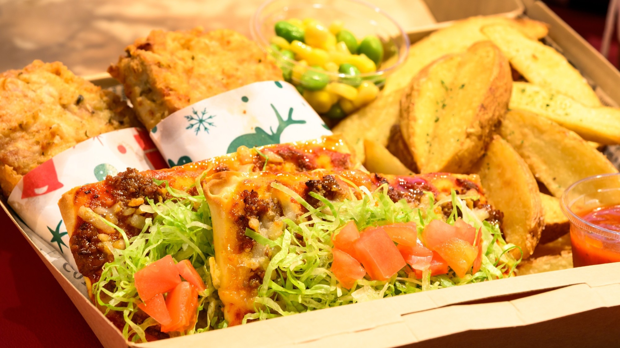 【お部屋で愉しむXmas】ルームパーティーBOX ＆ クリスマスケーキセット付き（食事なし）