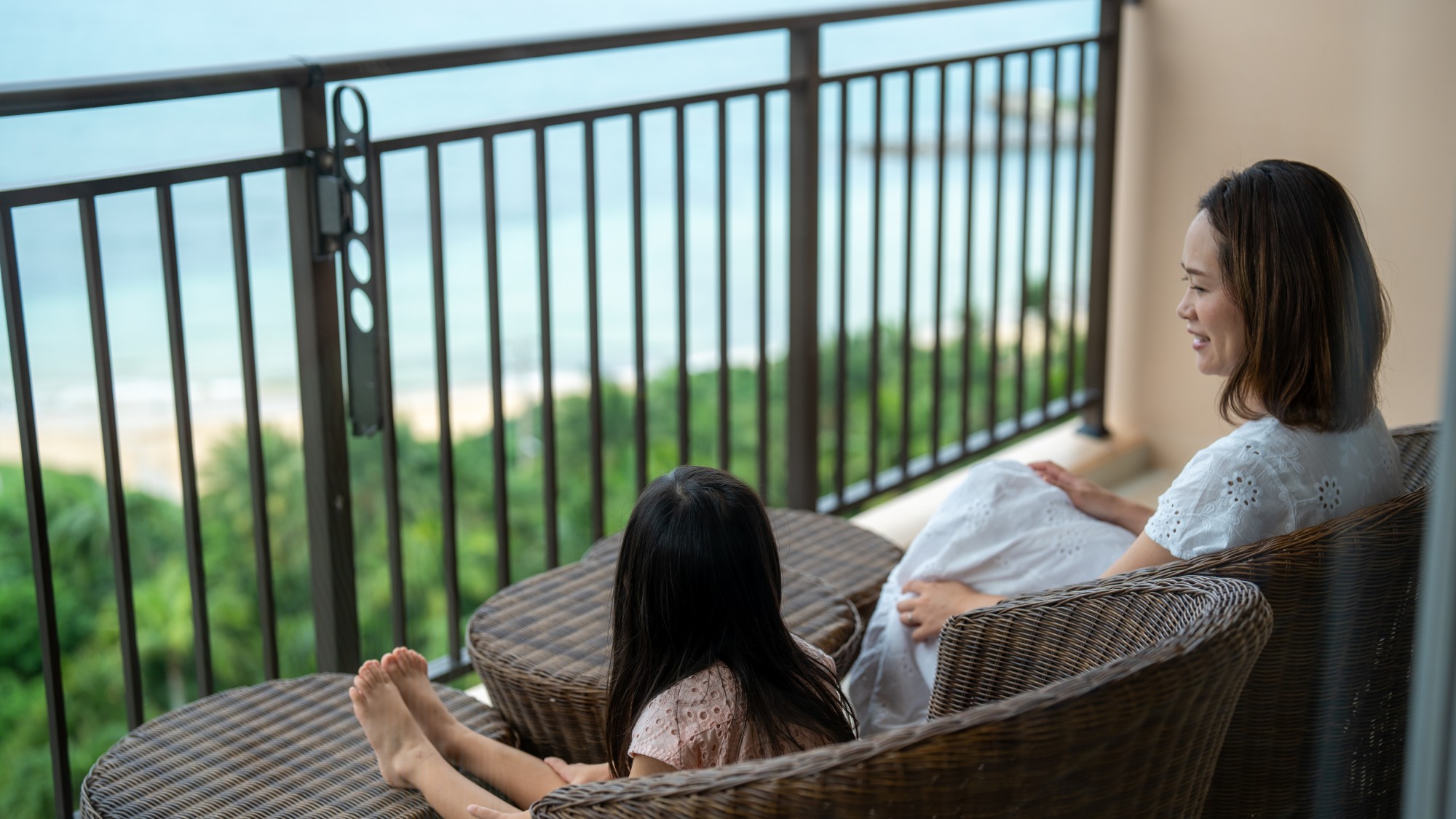 【滞在イメージ】平均70㎡のゆとりある客室は全室オーシャンビュー 