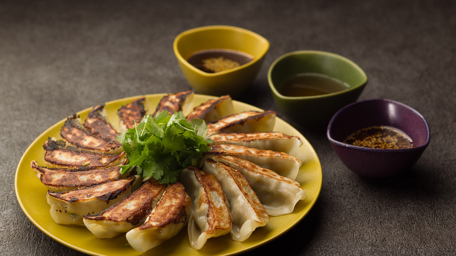 【Dinner Buffet】ローカルフード/浜松餃子