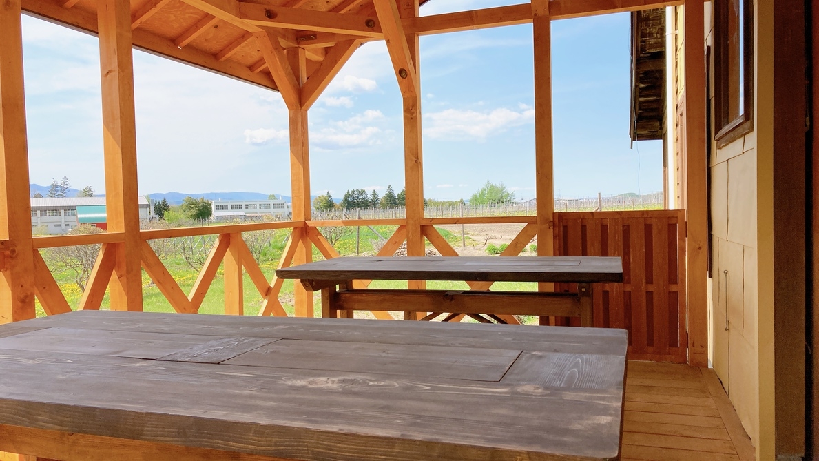 ぶどう・ワイン農園の宿【朝食付】自家栽培無農薬野菜の手作り朝食｜多田ワイナリーのワインorジュース 