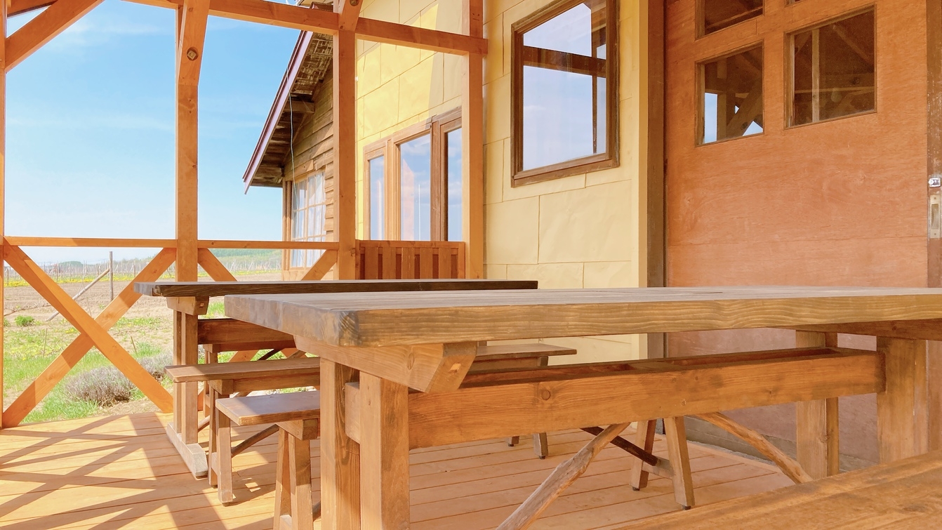 【5月限定・朝食付】旬のアスパラを味わう、自家栽培採れたて野菜の朝食｜木の温もりの会場で