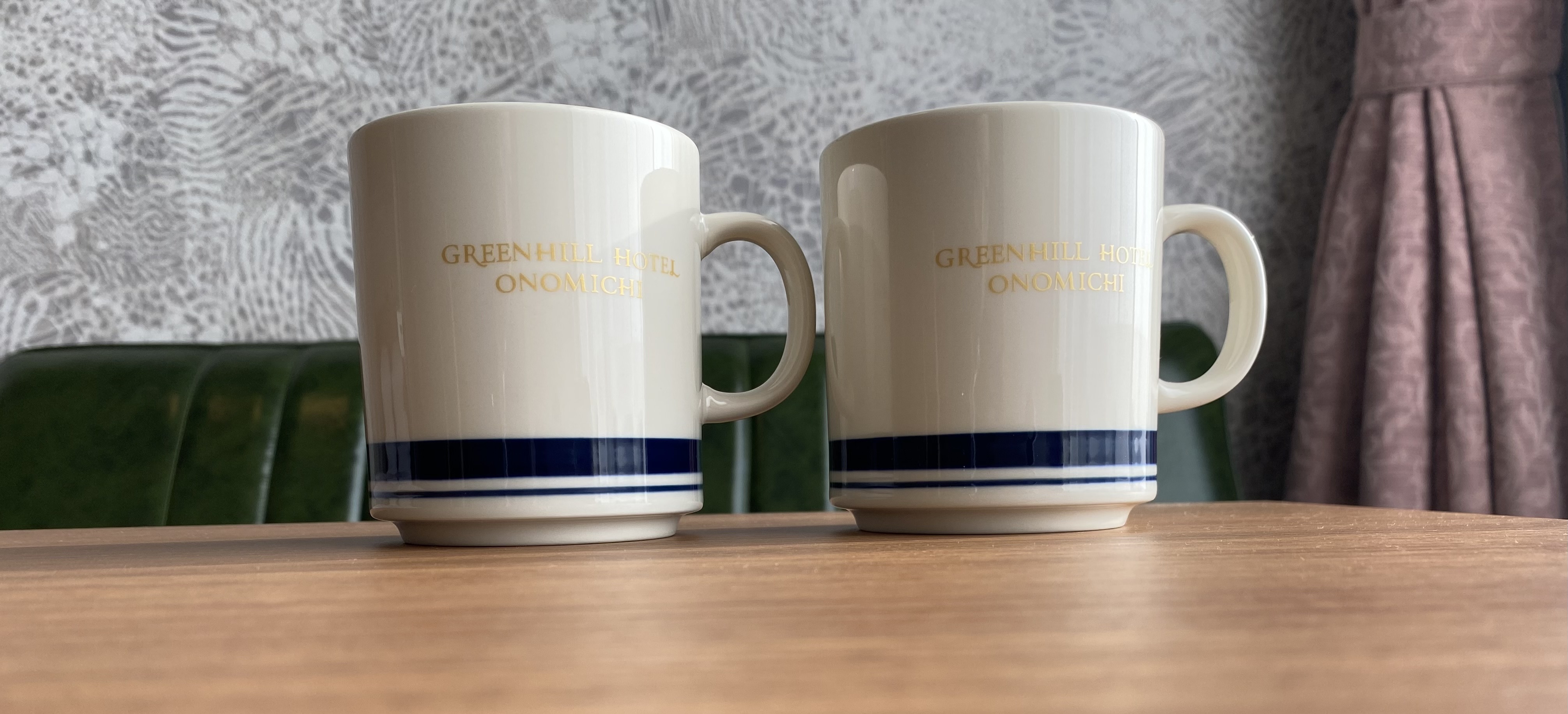 客室用マグカップ