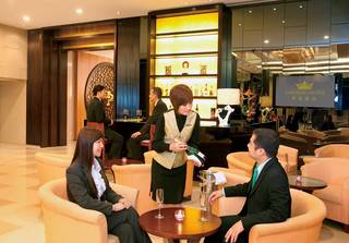 ロビー　バー　Lobby Bar