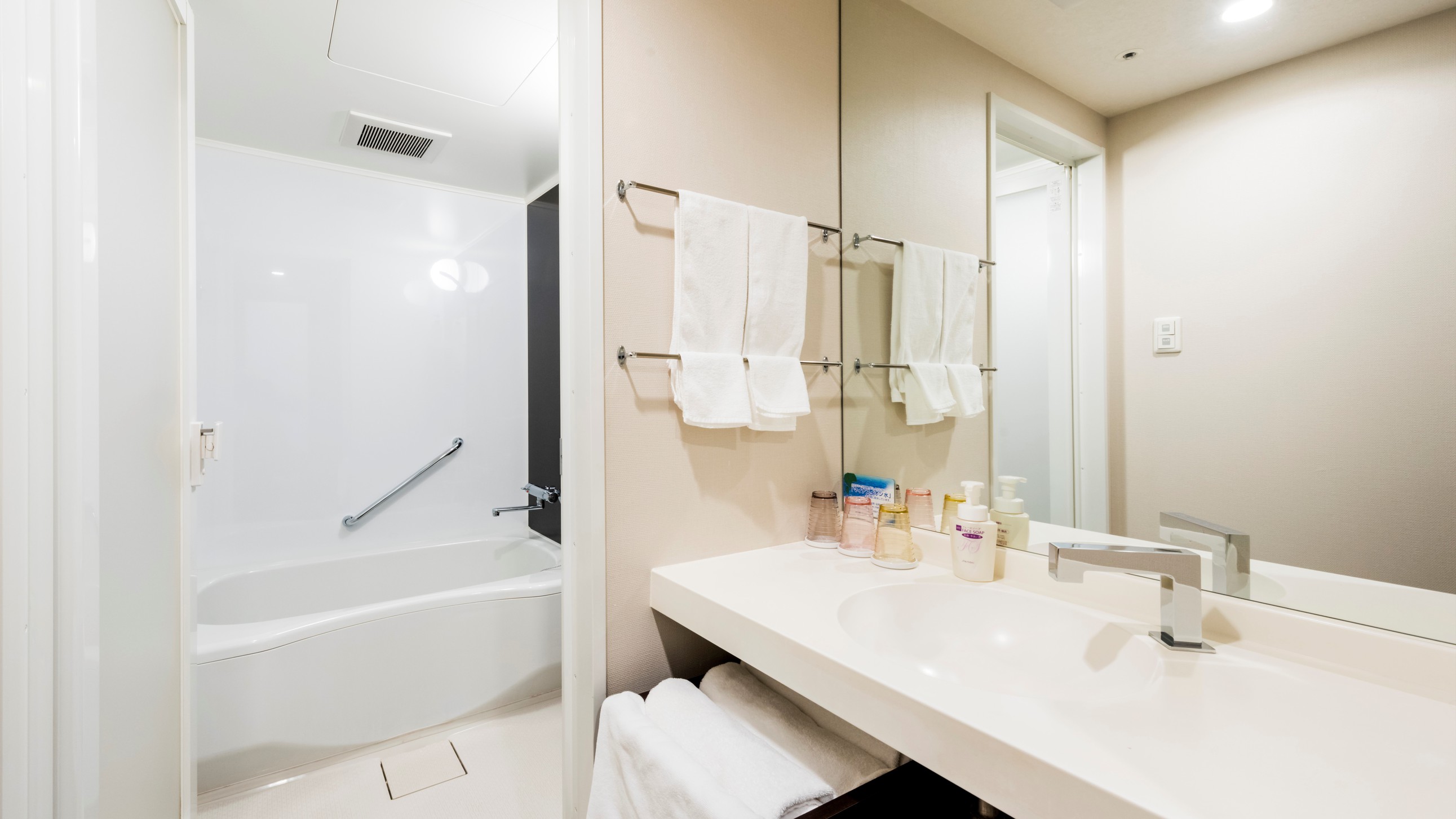 デラックス　バスルーム