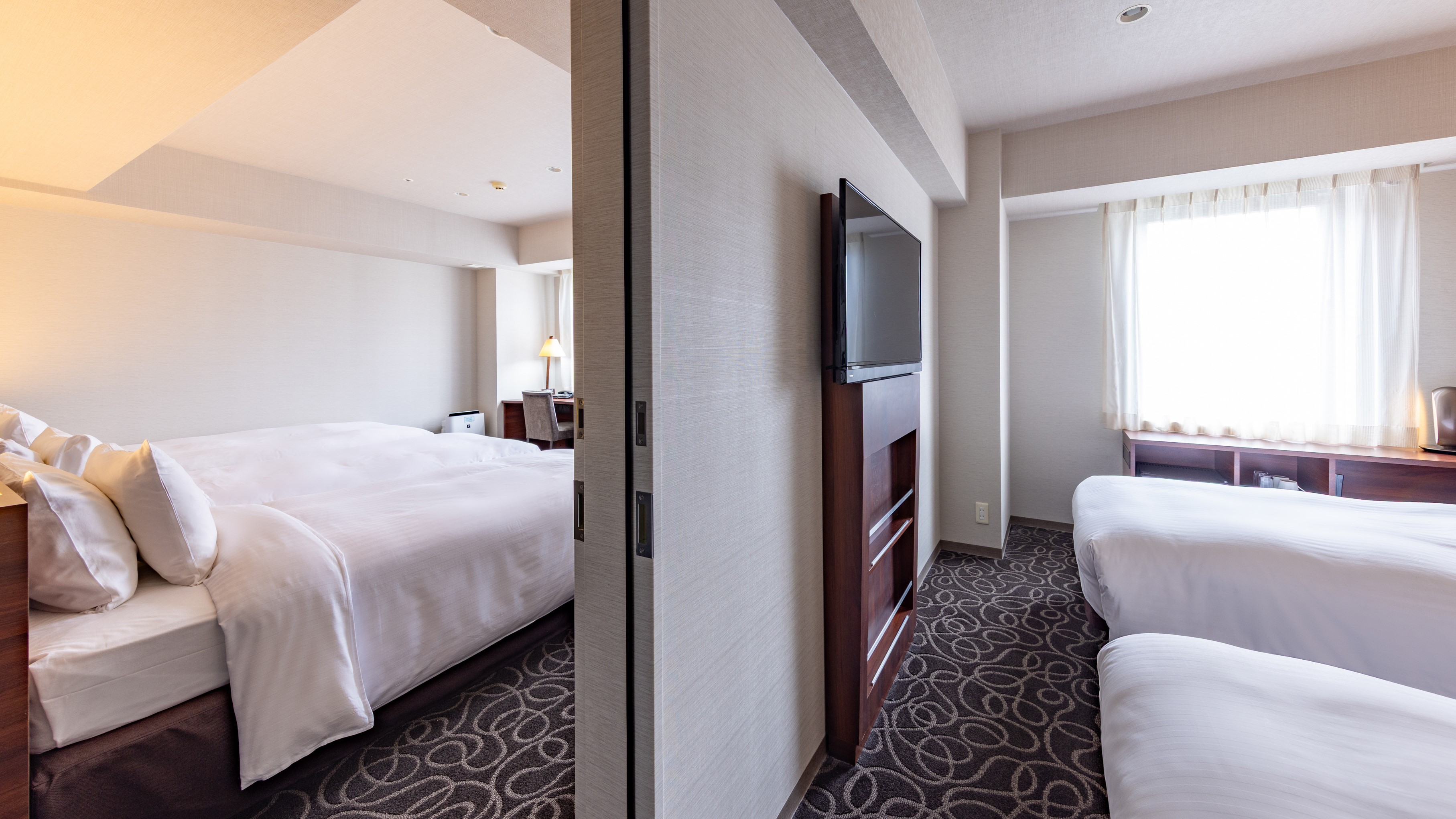 コネクティング