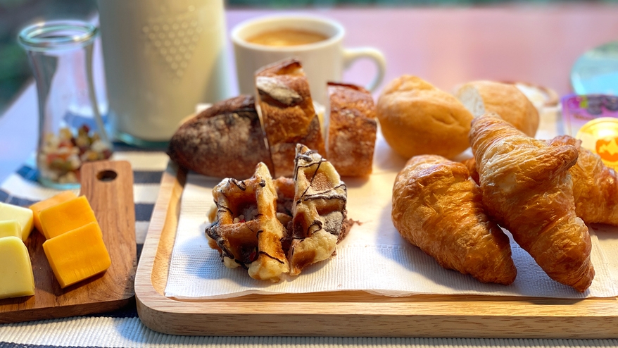 【Mercureスタンダード朝食付】すすきの駅徒歩3分／パンの種類が豊富な朝食ビュッフェ