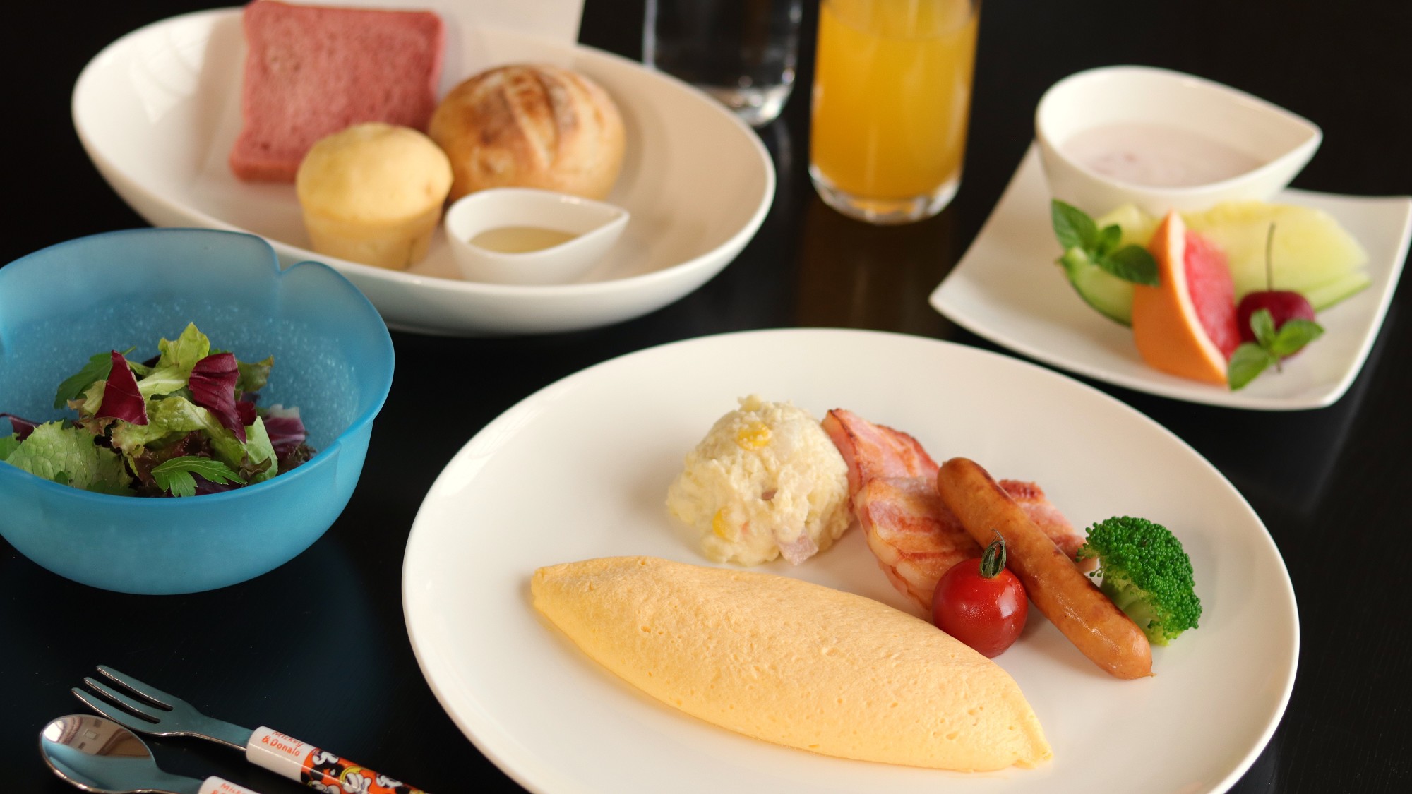 小学生以下のお子様のご朝食に、洋食プレートをご用意いたします