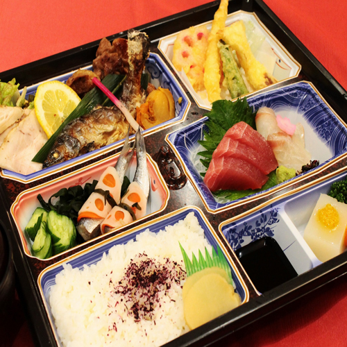 お部屋食　夕食弁当