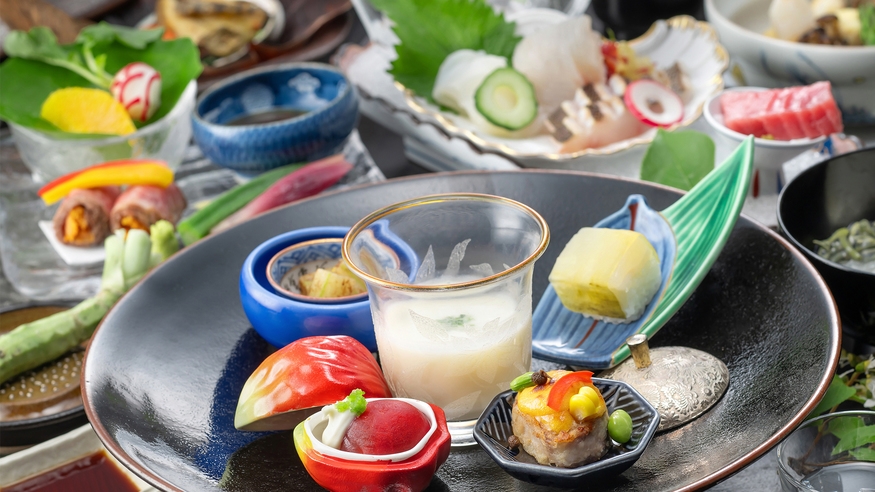 【50歳からの贅沢大人たび】ワンドリンク特典付！美味少量会席と島根の地ビールor日本酒に舌鼓