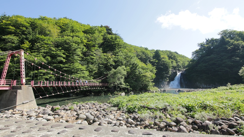 法体の滝　&copy;秋田県誘客推進課