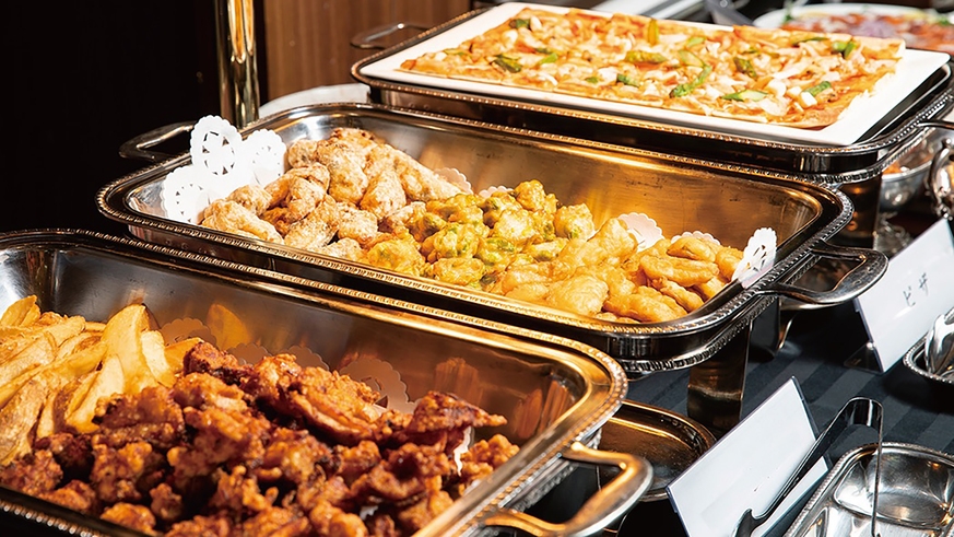 【新春感謝バイキング】＜日頃の感謝を込めて＞スイーツも満載！新春の和洋中バイキングはいかがですか