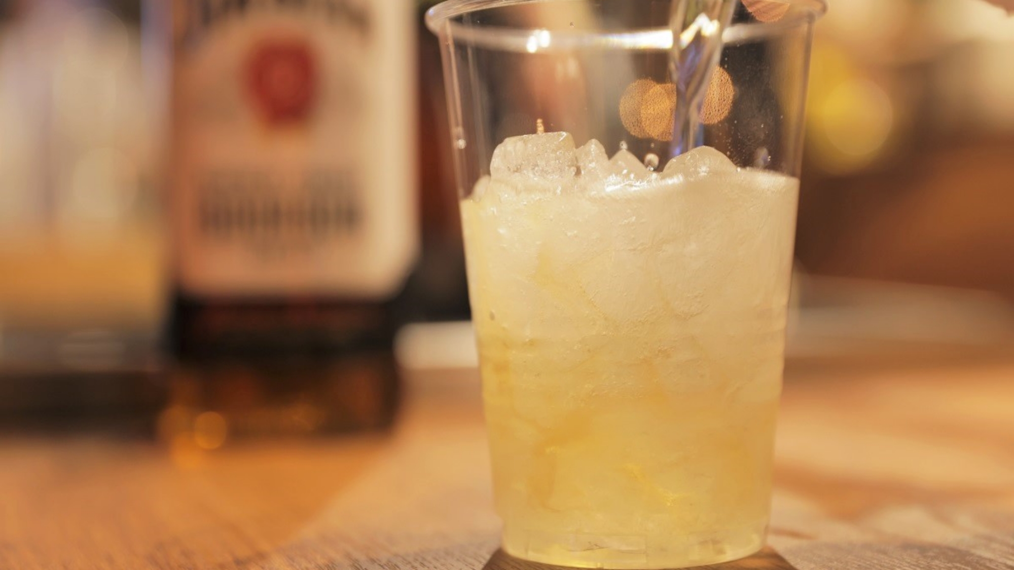 健康イオン炭酸水で割ると一層おいしい！