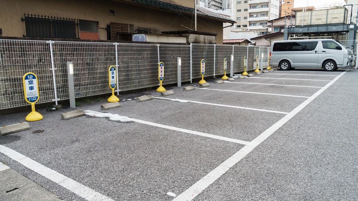 第1駐車場・第2駐車場がございます