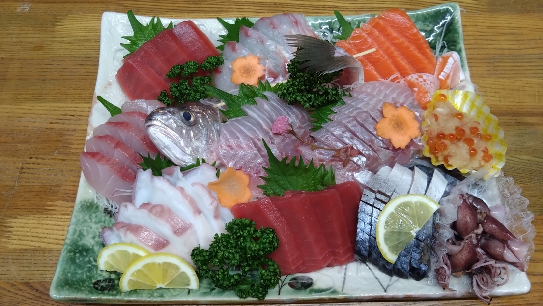 【1泊２食付/禁煙】旨いお刺身盛り合わせ控えめ海鮮プラン