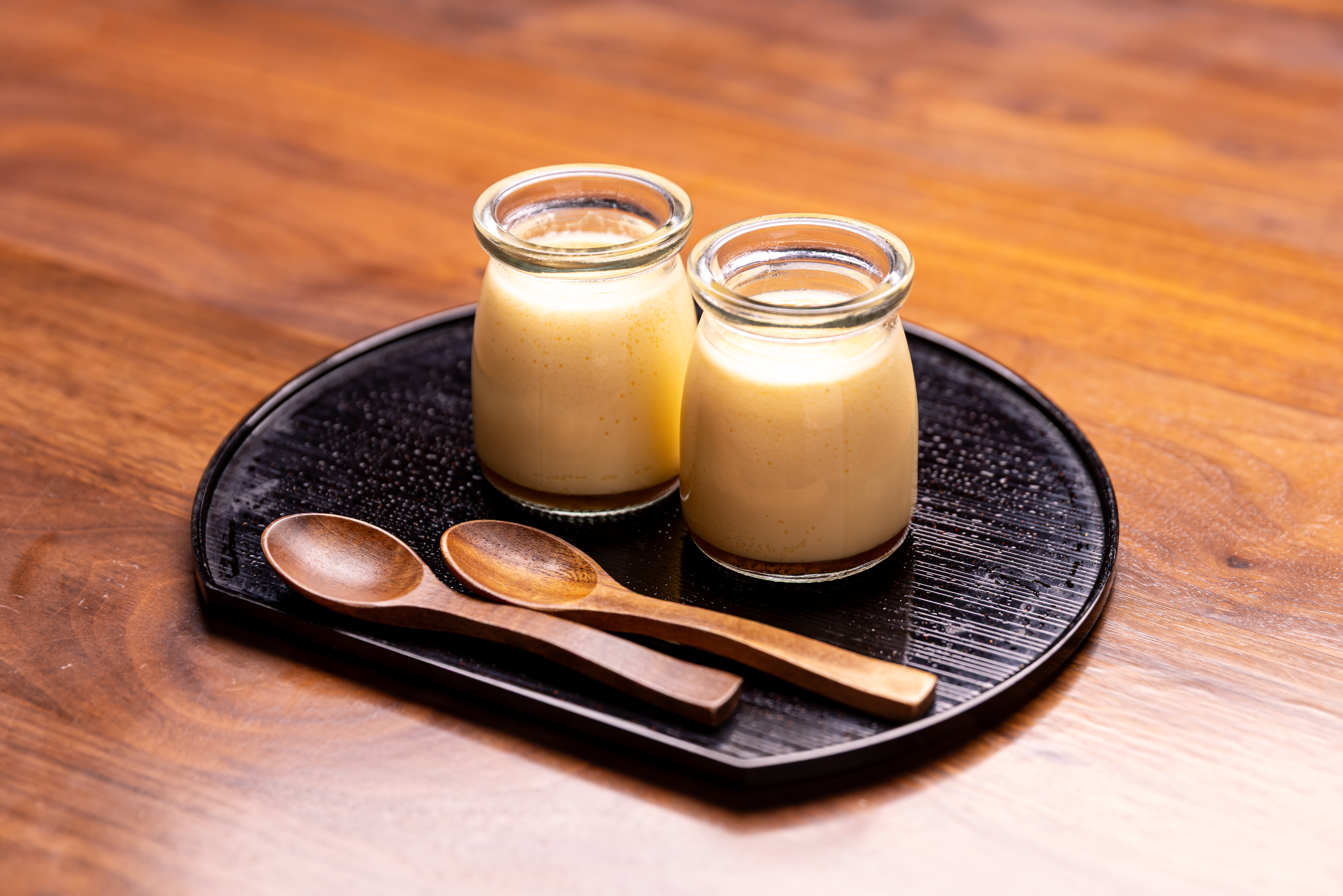 夕食の一例。※実際のメニューと食材・食器が一部異なる場合がございます。