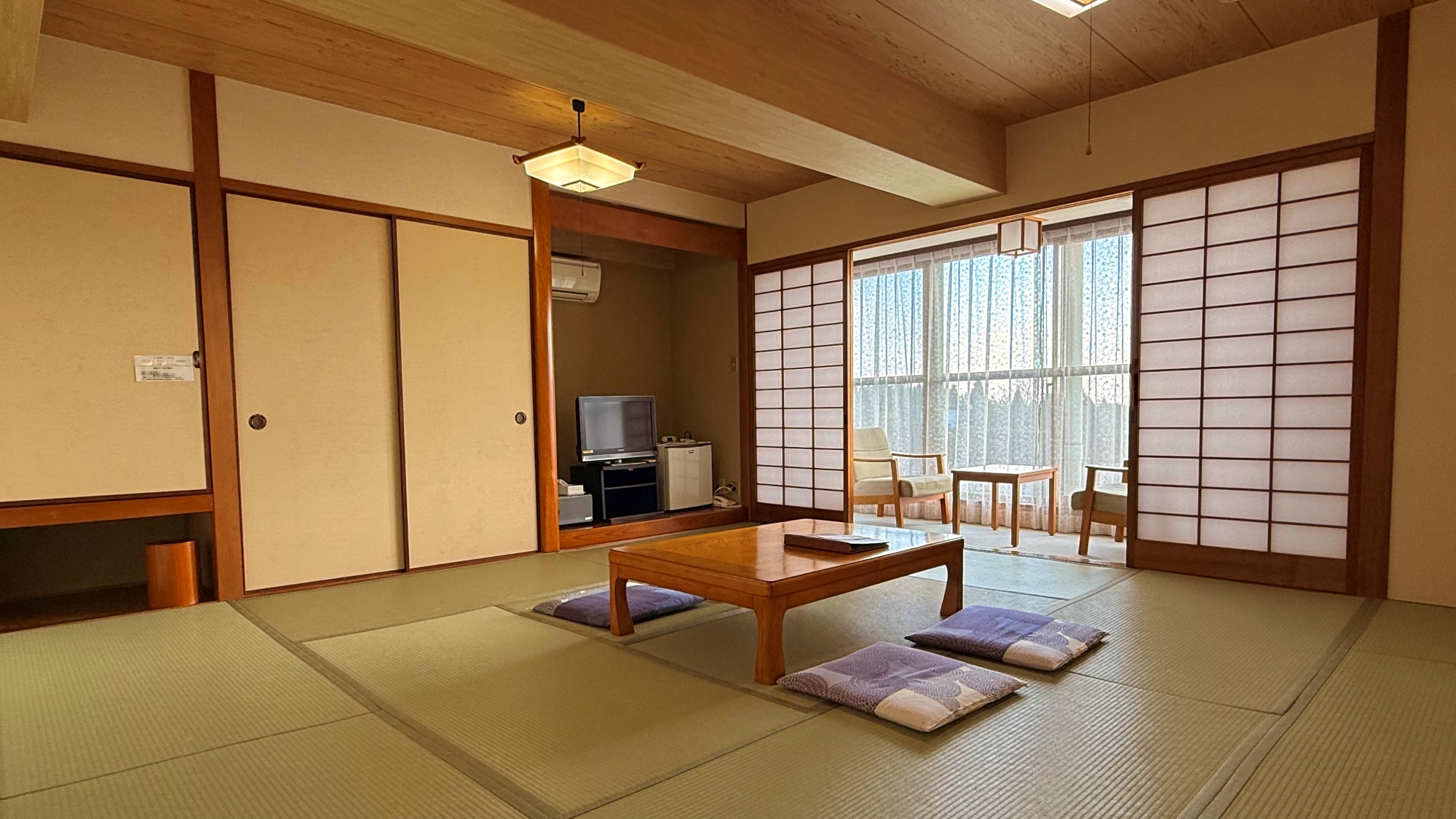 *和室12.5畳（客室一例）大家族や大人数でのご宿泊にぴったり！