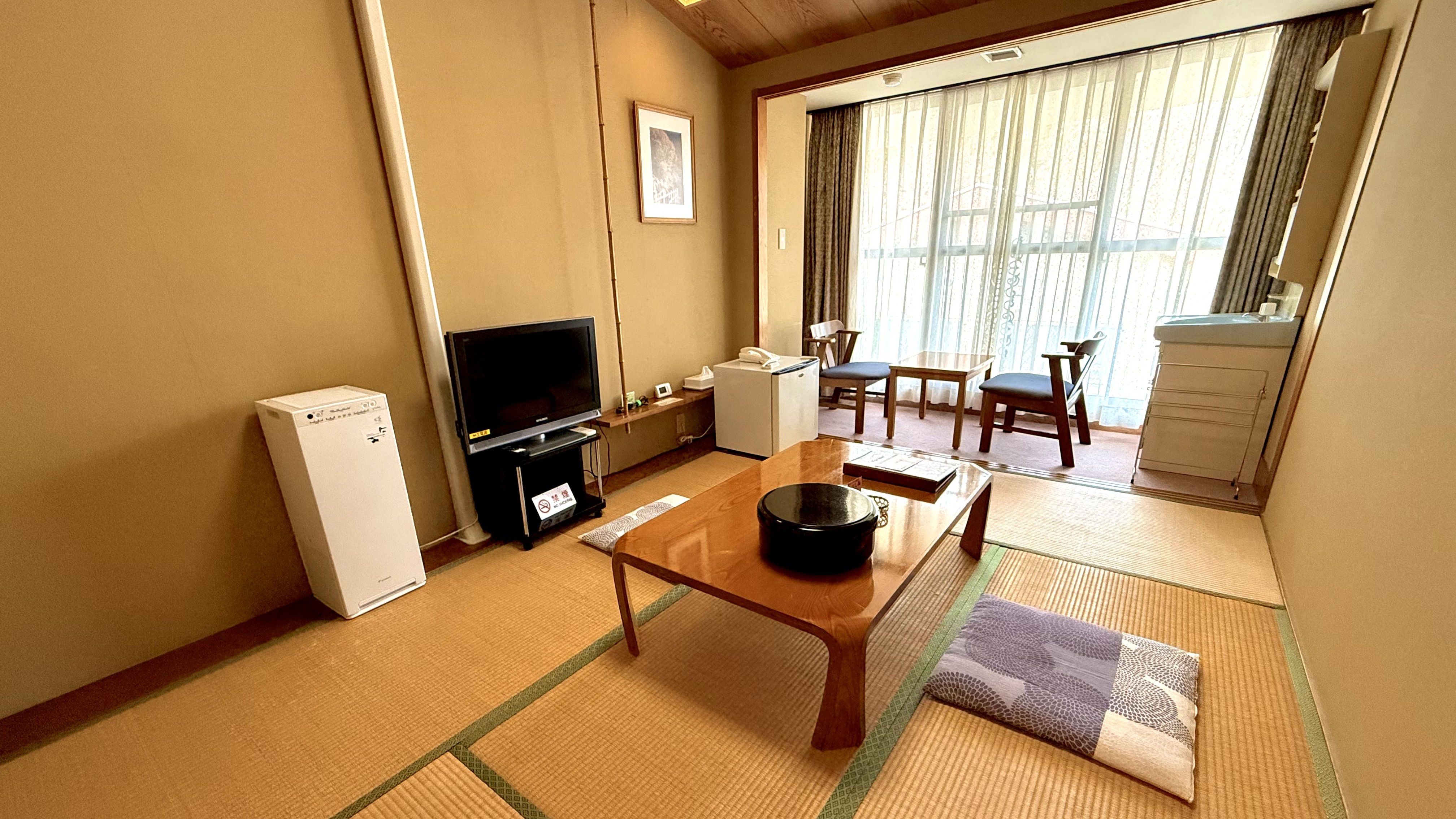 *【禁煙】山側和室6畳