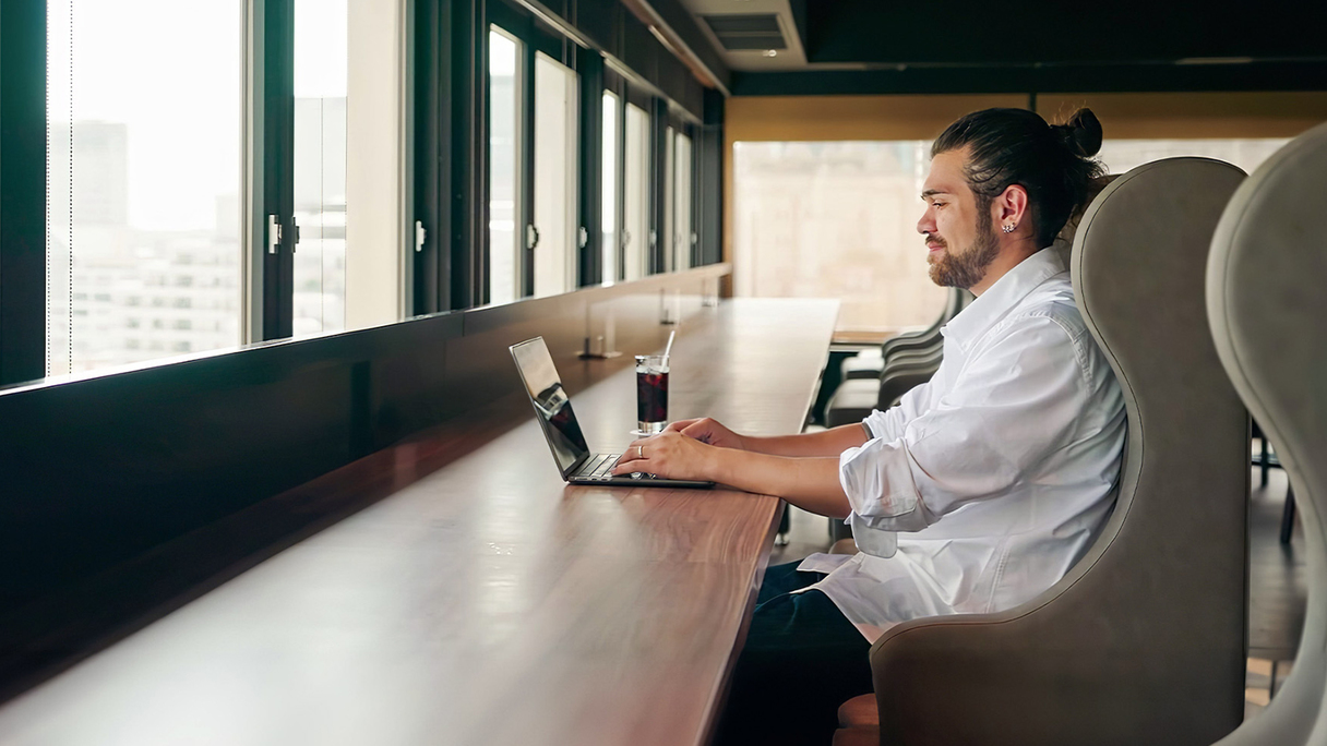 シェアラウンジ