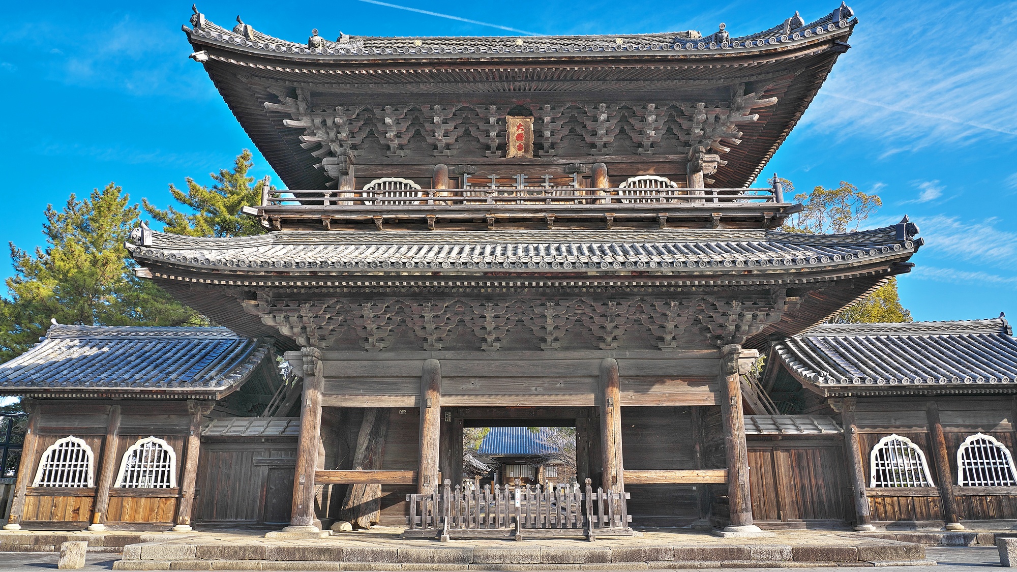 【当館から車で１２分】徳川家康ゆかりの寺で、松平家・徳川将軍家の菩提寺「大樹寺」