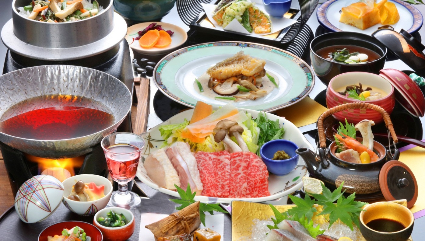 「松茸と博多和牛」特別会席宿泊プラン　1泊2食16，680円〜　※期間10/12〜12/6まで