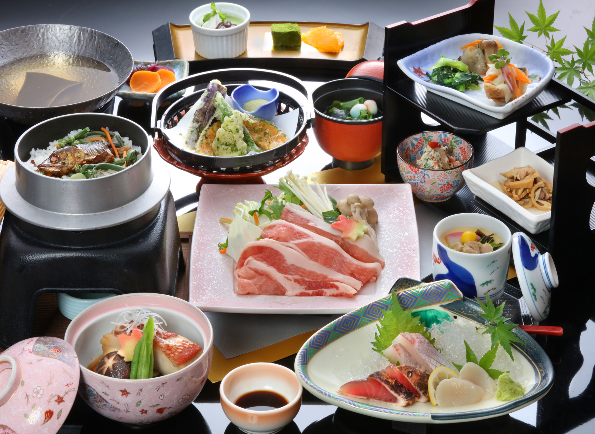 「四季彩」宿泊プランのお料理　※2025年3月23日まで